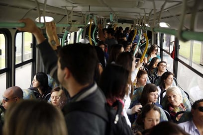 Ônibus lotado